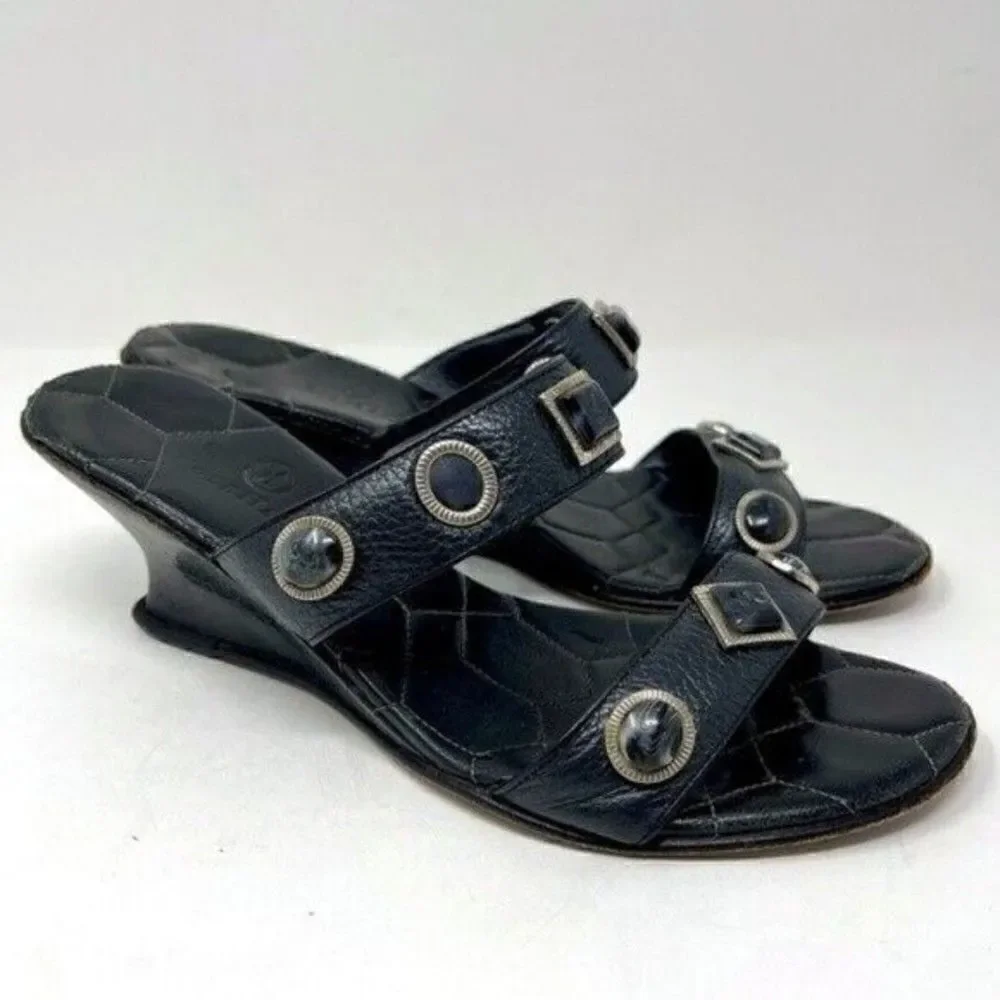 Cole Haan womans Vintage wedged heels 6B BoxS jeweled black leather